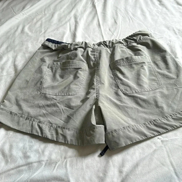 Athleta pinstripe elastic waist shorts size M pockets drawstring - Picture 5 of 5